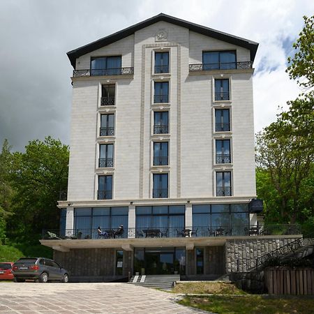 Aurora Resort, تساجكادزور المظهر الخارجي الصورة