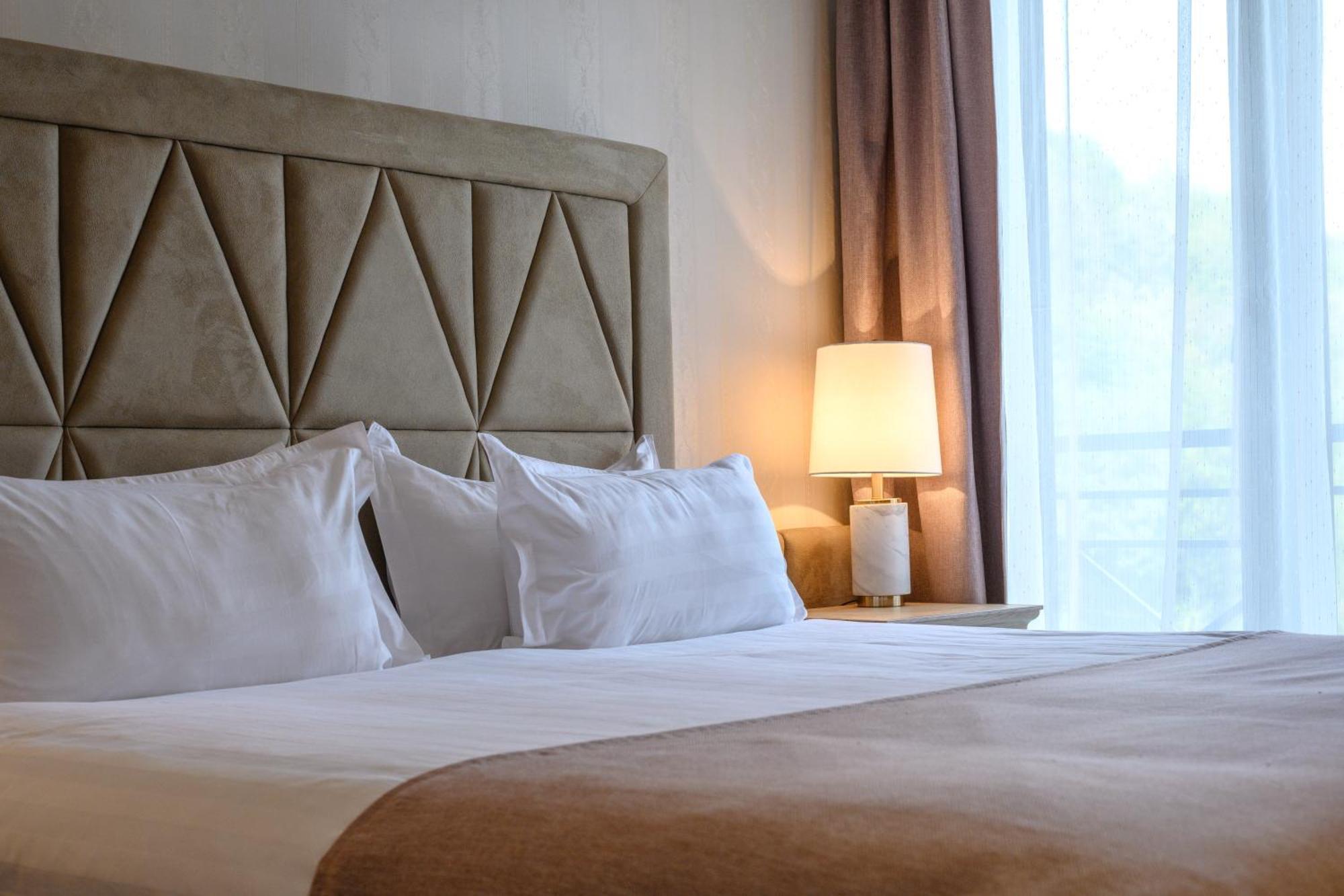 Aurora Resort, تساجكادزور المظهر الخارجي الصورة
