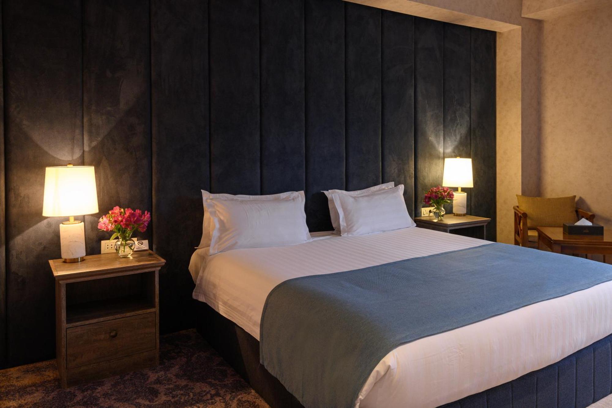 Aurora Resort, تساجكادزور المظهر الخارجي الصورة